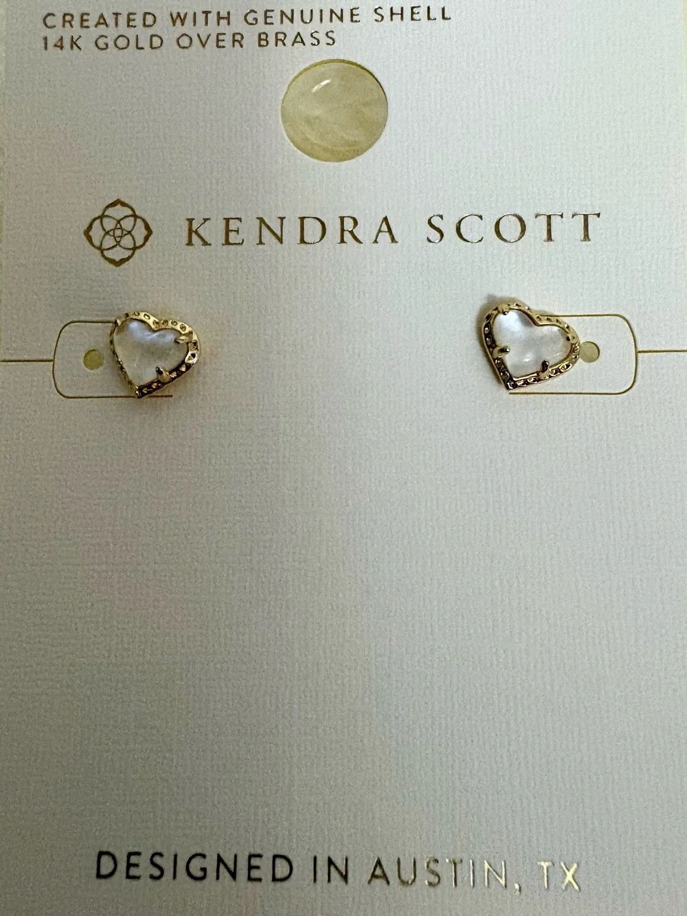 Kendra Scott Gold Heart Shell Stud Earrings - White